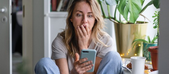 Arnaques par SMS : restez vigilant ! - © Les Echos Publishing 2023
