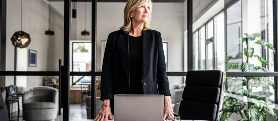 Le cadre dirigeant doit participer à la direction de l’entreprise - © Les Echos Publishing 2025