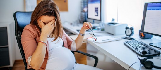 Licencier une salariée enceinte, c’est possible en cas de risques psychosociaux - © Les Echos Publishing 2025